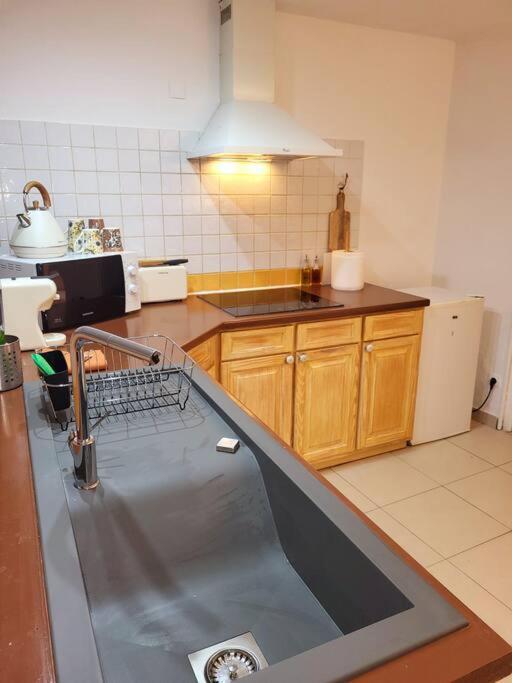Proche Maison Carree Appartement Nîmes