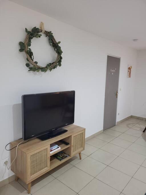 Appartement Proche Maison Carree *